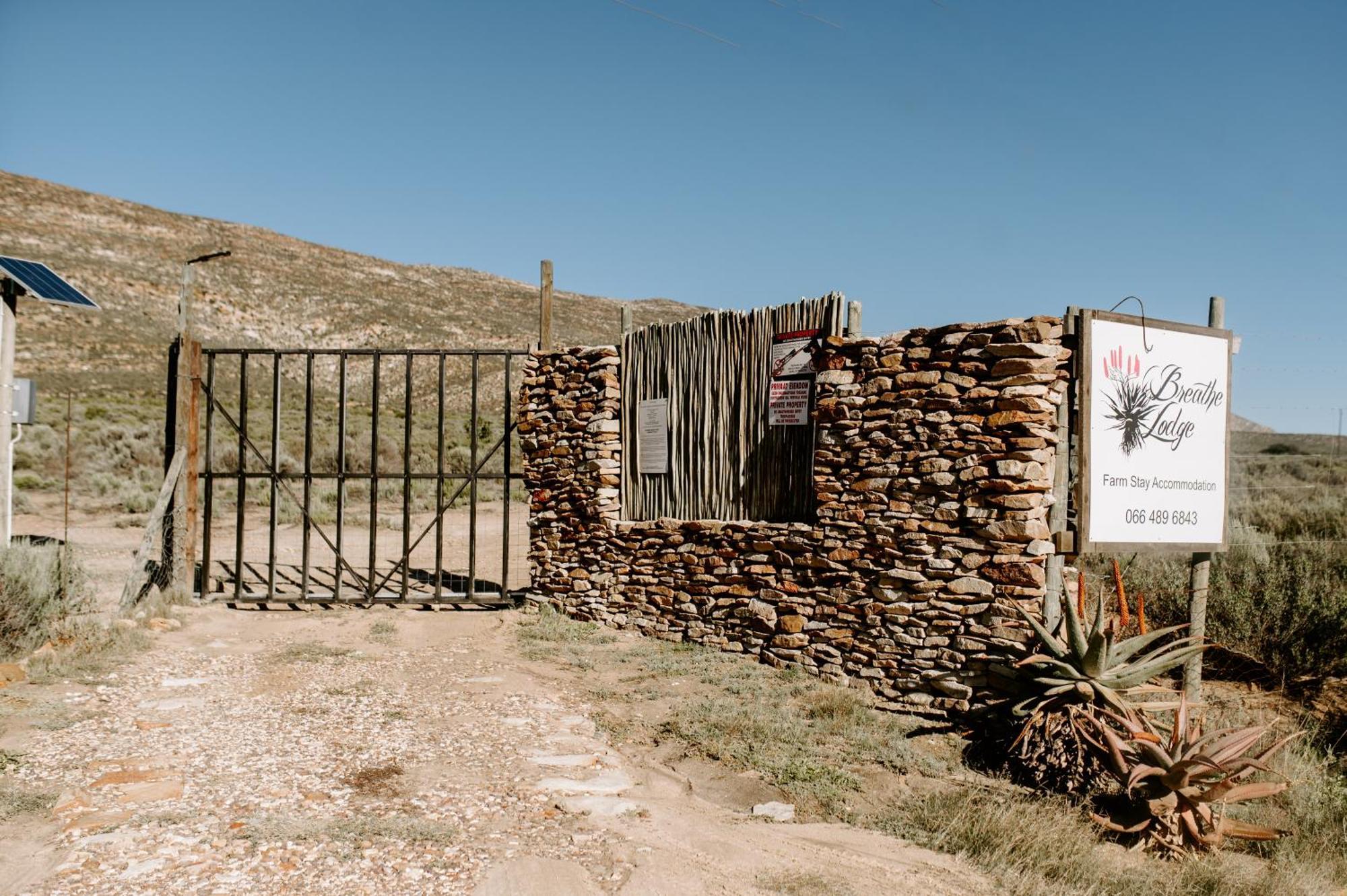 Breathe Accommodation Oudtshoorn Exterior foto